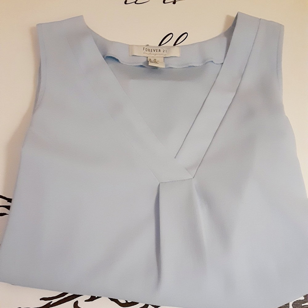 Forever 21 Contemporary Baby Blue Blouse Top Tank - Picture 2 of 4